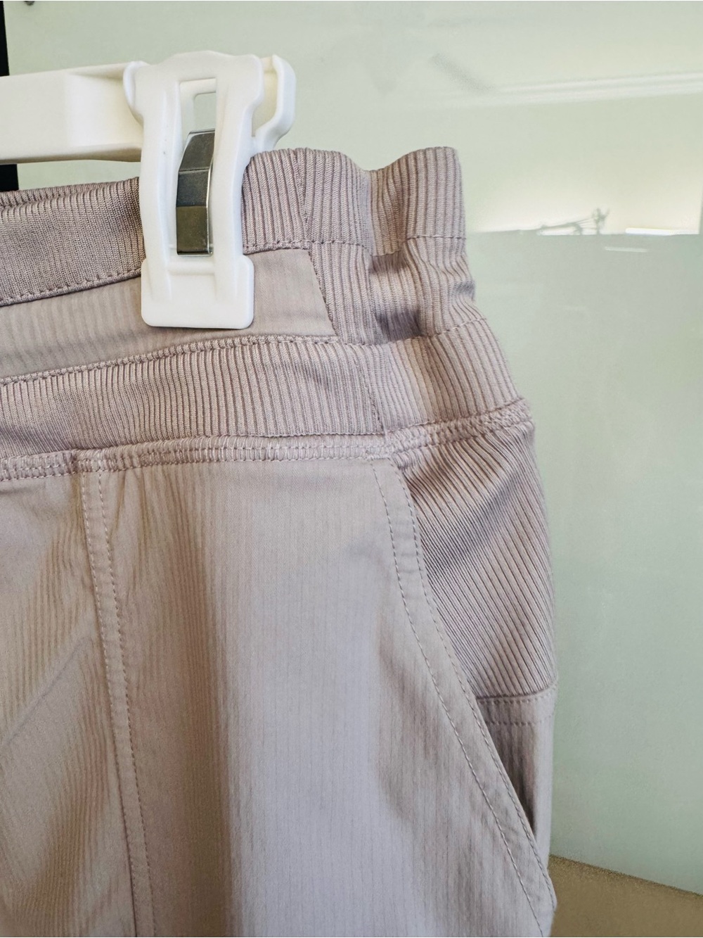 Kirkland Signature Women's Track Joggers - Light Beige - Picture 5 of 7